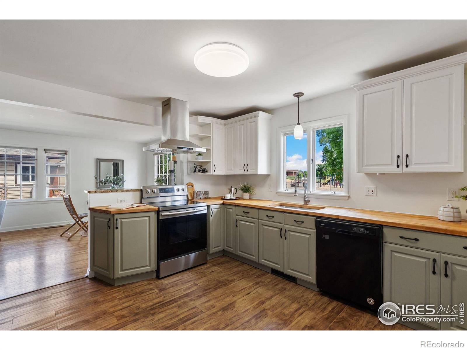 MLS Image #12 for 1932  orchard place,fort collins, Colorado