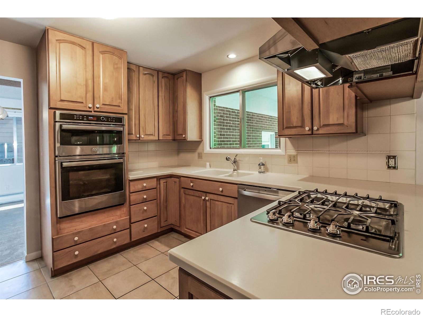 MLS Image #11 for 1749  concord drive,fort collins, Colorado