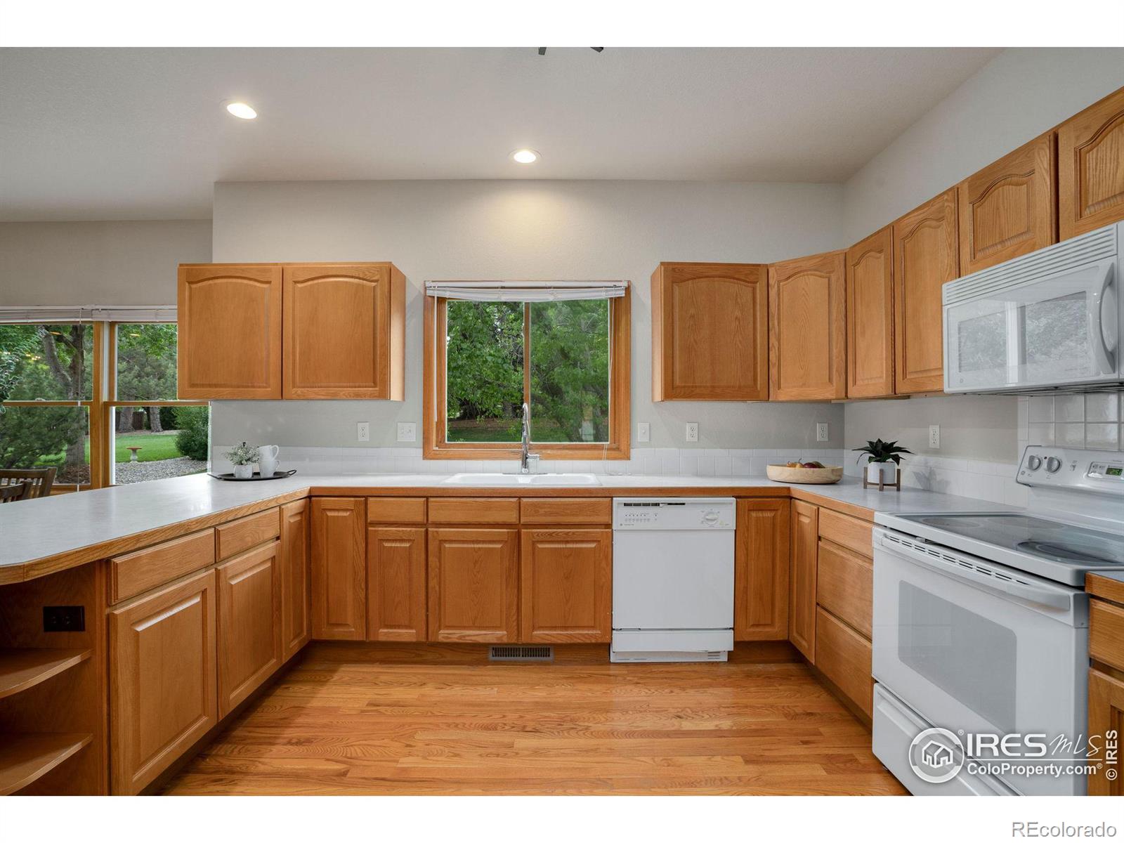 MLS Image #13 for 1007  battsford circle,fort collins, Colorado