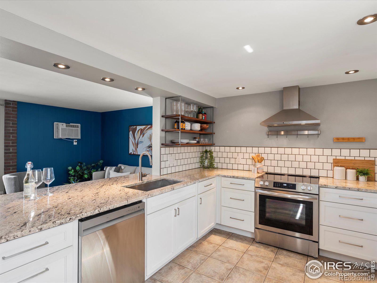 MLS Image #3 for 1842  canyon boulevard,boulder, Colorado