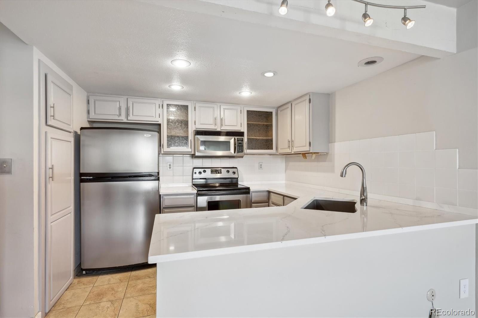 MLS Image #9 for 2685 s dayton way,denver, Colorado