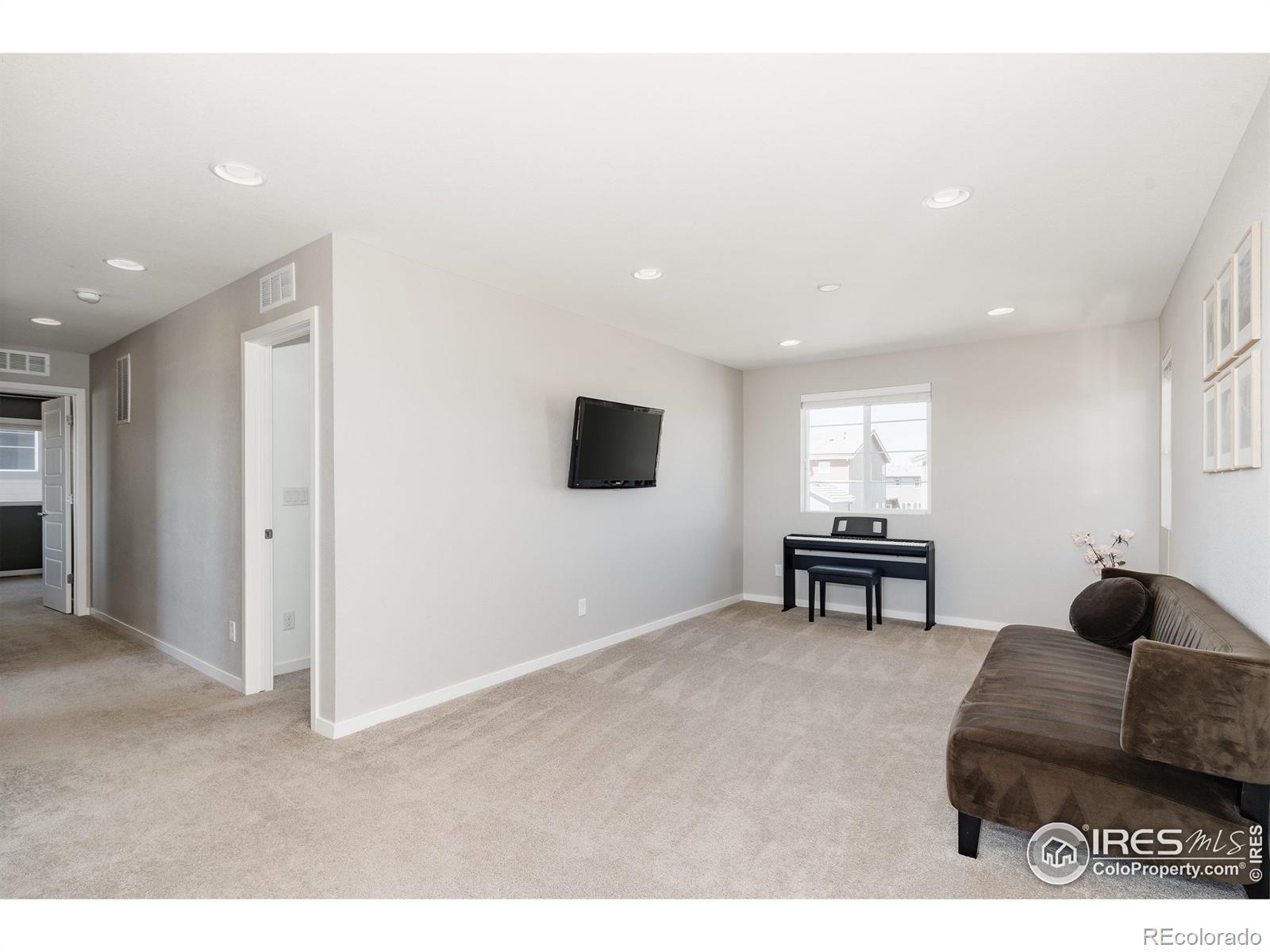 MLS Image #16 for 10931  touchstone loop,parker, Colorado