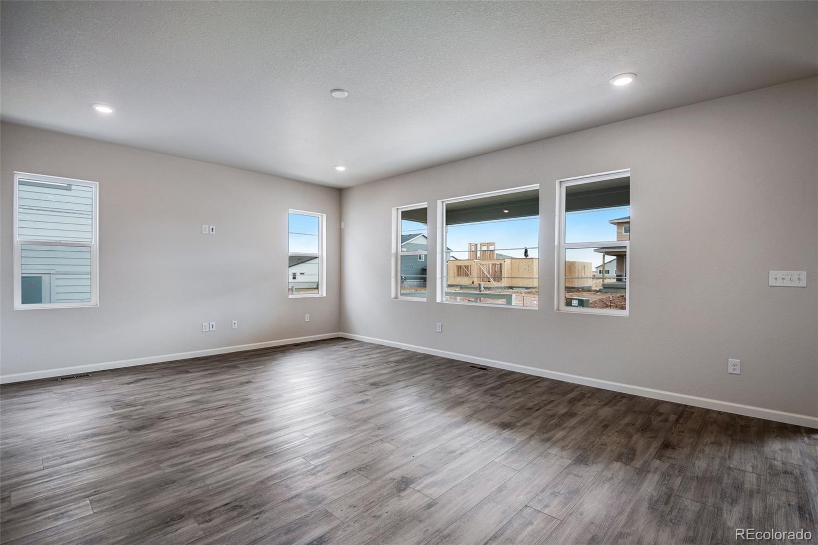 MLS Image #3 for 3414 n grand baker court,aurora, Colorado