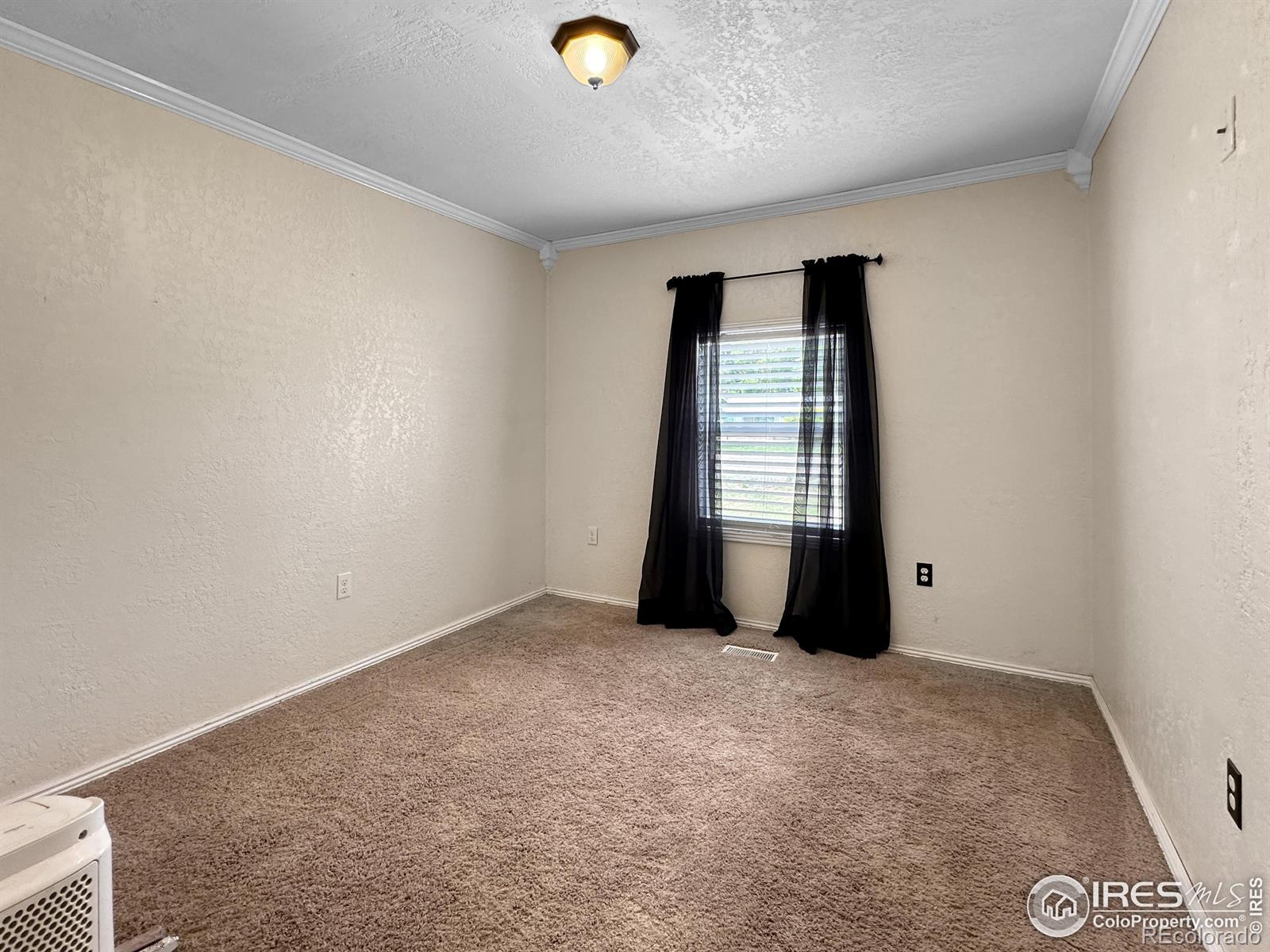 MLS Image #12 for 811  columbine street,sterling, Colorado