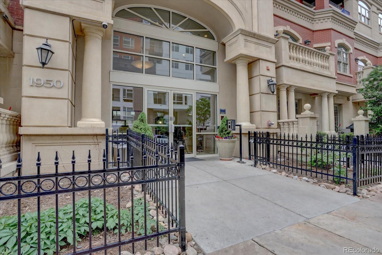 MLS Image #1 for 1950 n logan street 706,denver, Colorado