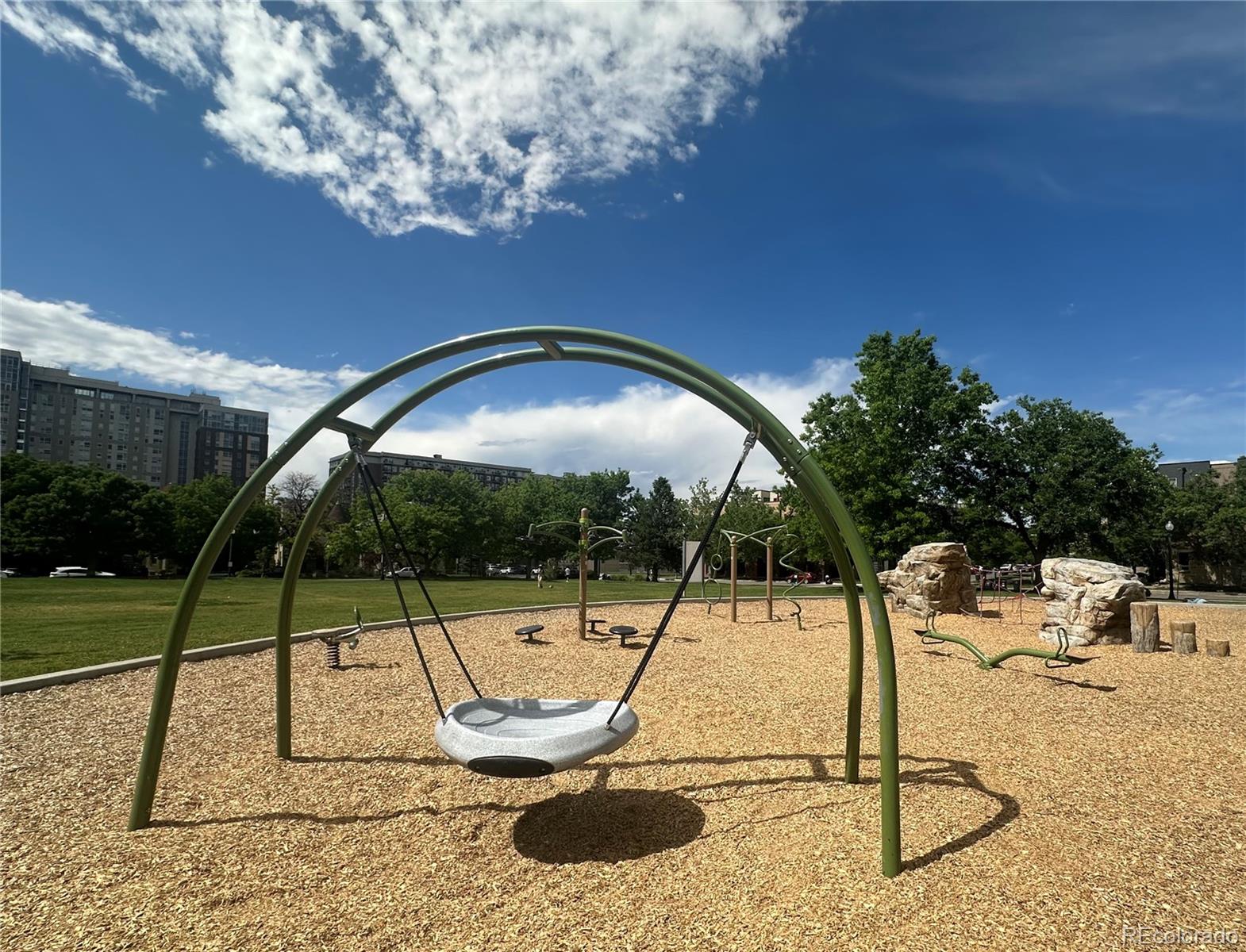 MLS Image #32 for 1950 n logan street 706,denver, Colorado