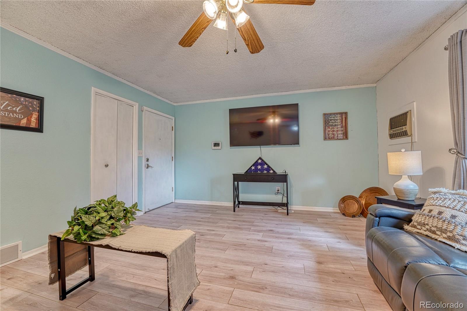 MLS Image #5 for 1628 s ursula court,aurora, Colorado