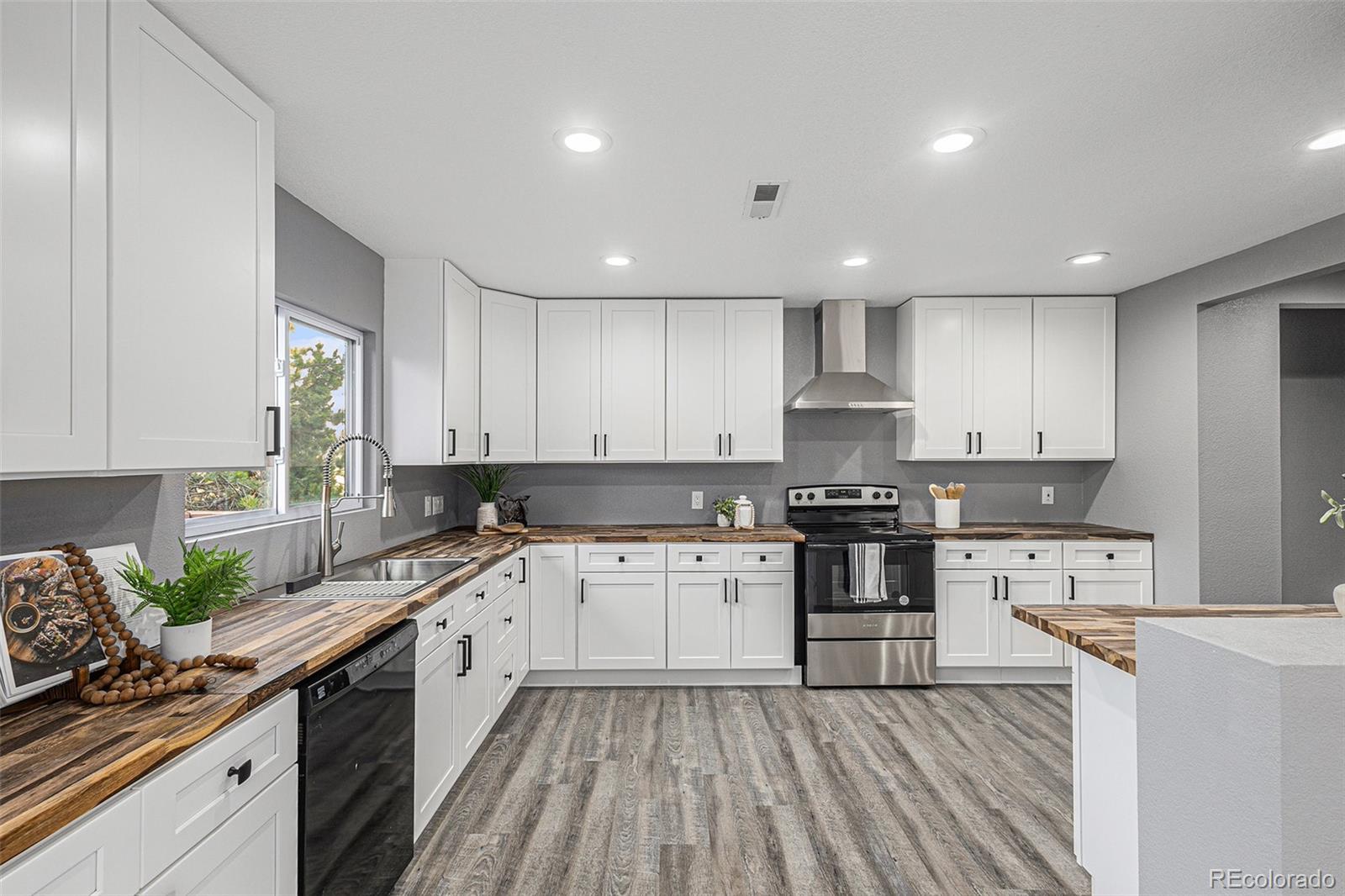 MLS Image #9 for 4432  sentinel rock ,larkspur, Colorado