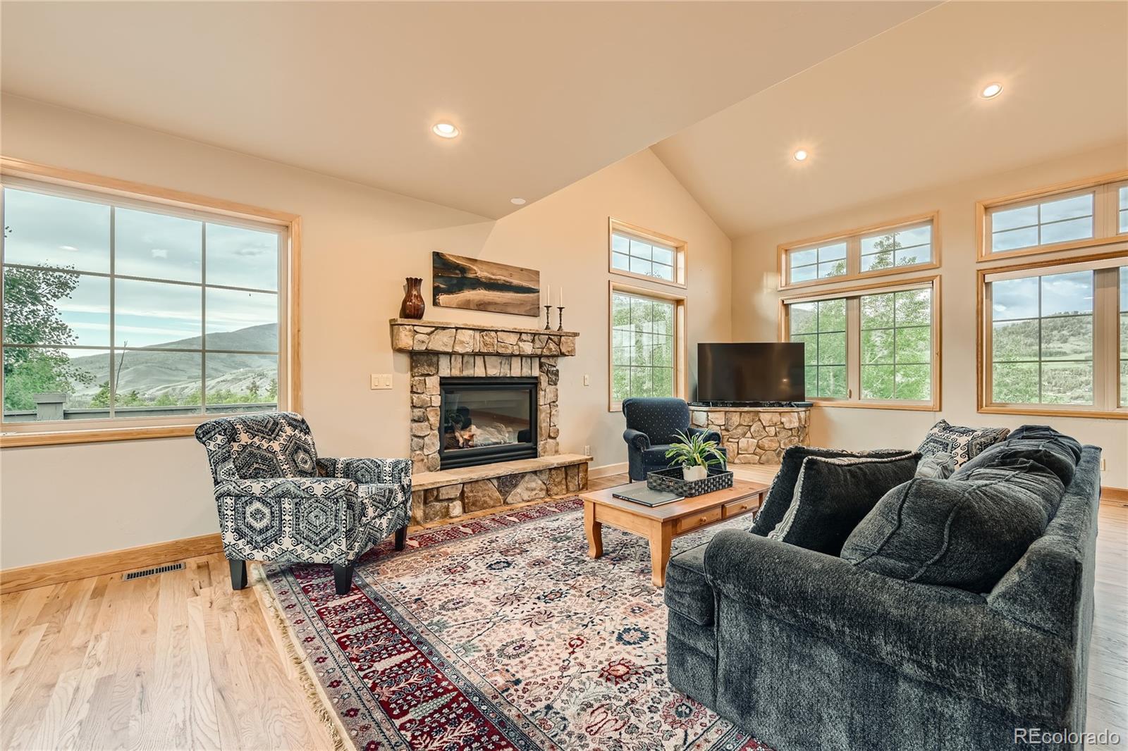 MLS Image #5 for 198  topaz road,silverthorne, Colorado