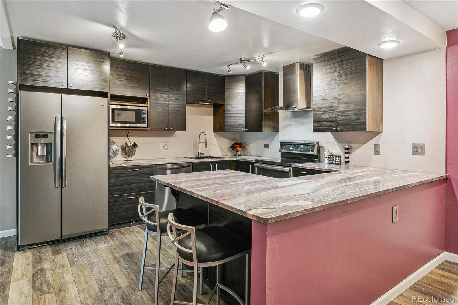 MLS Image #10 for 745 s alton way,denver, Colorado