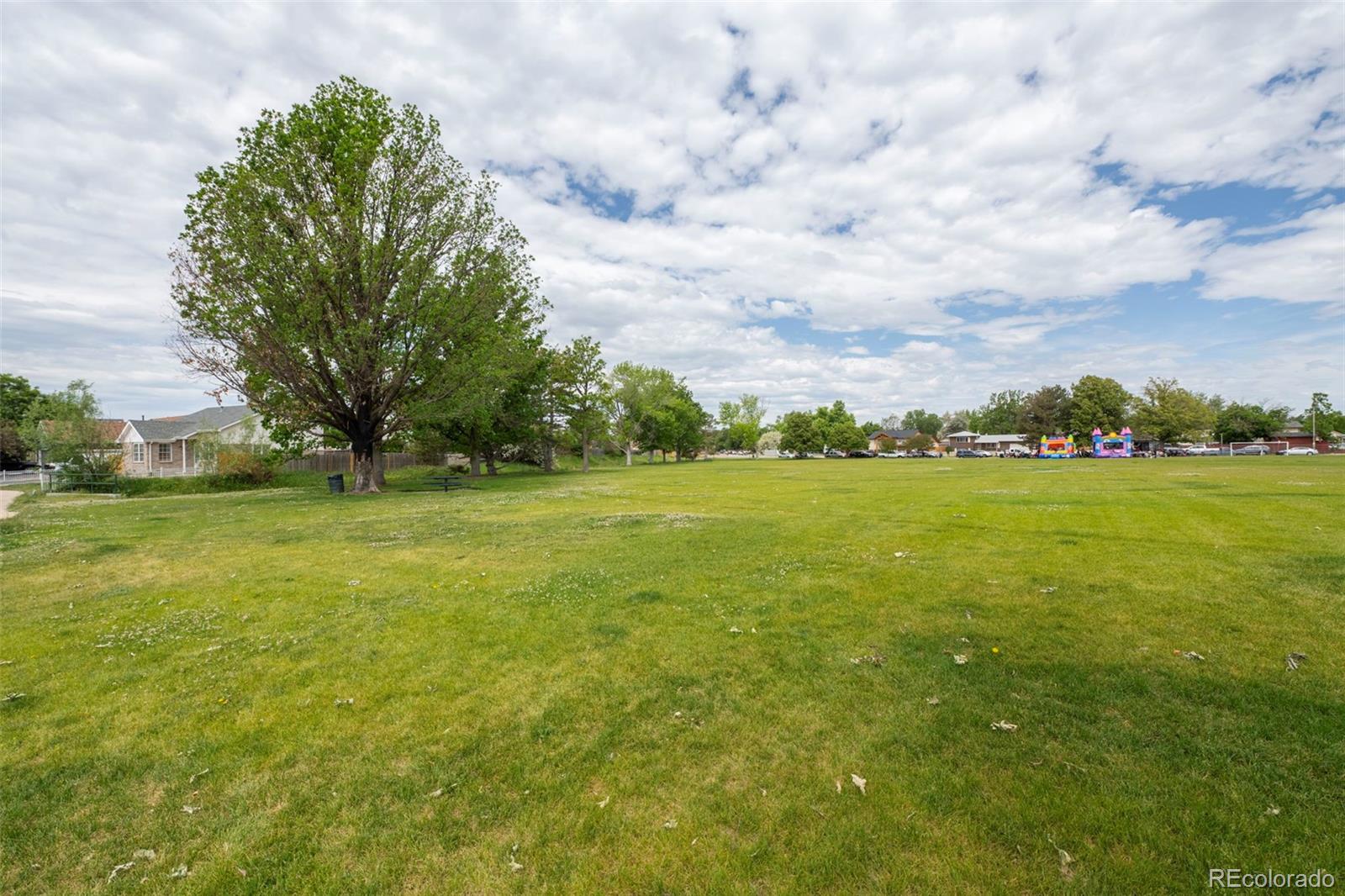 MLS Image #25 for 5315  deephaven court,denver, Colorado