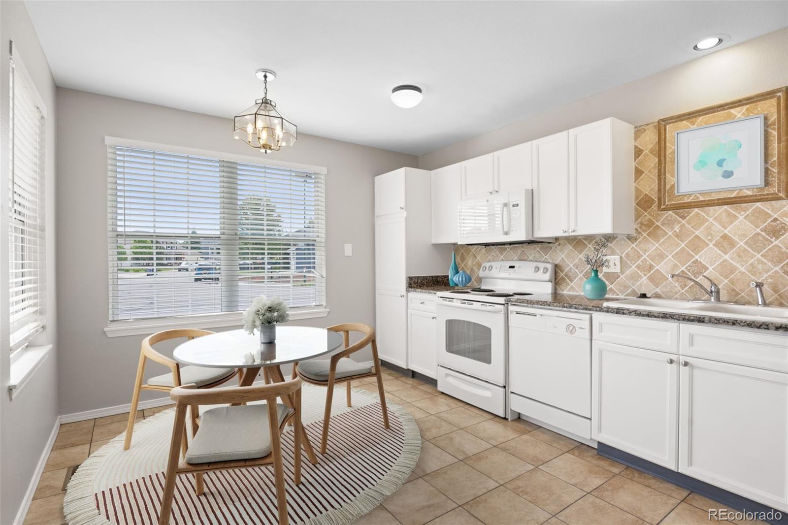 MLS Image #9 for 5315  deephaven court,denver, Colorado