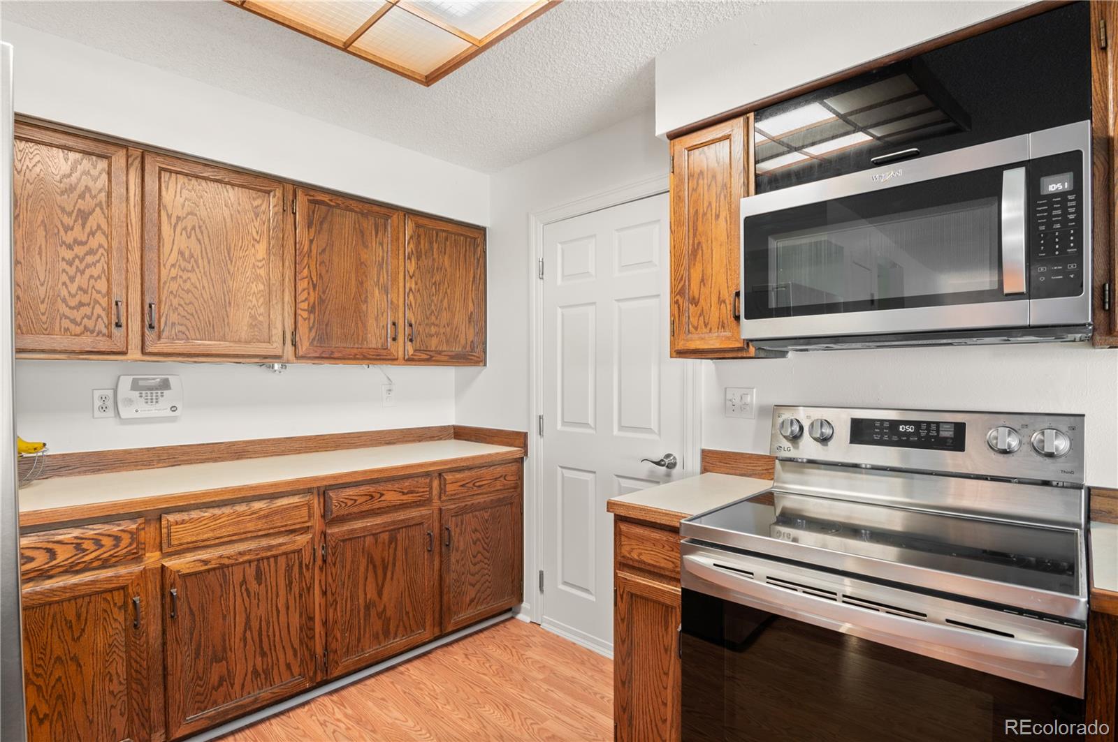MLS Image #8 for 10003 w geddes place,littleton, Colorado