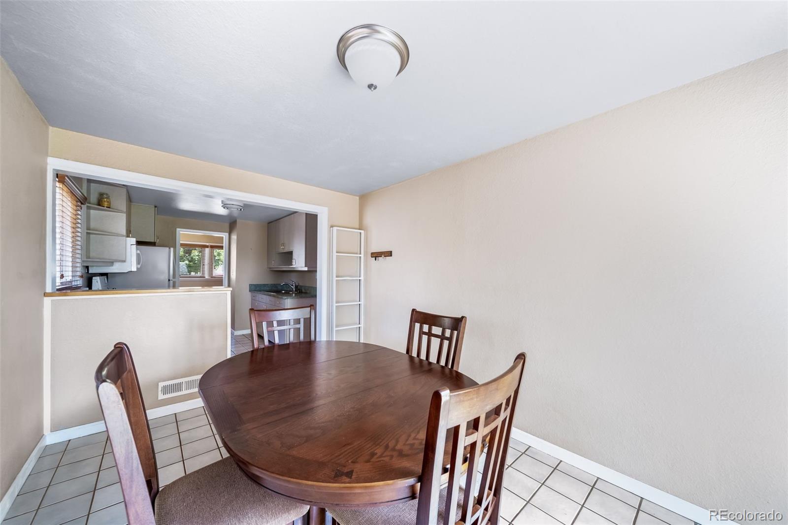 MLS Image #14 for 2304  robin drive,colorado springs, Colorado