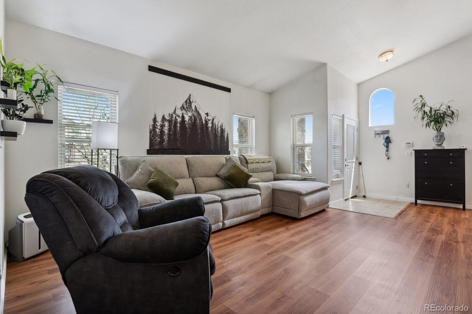 MLS Image #3 for 5800  tower road,denver, Colorado