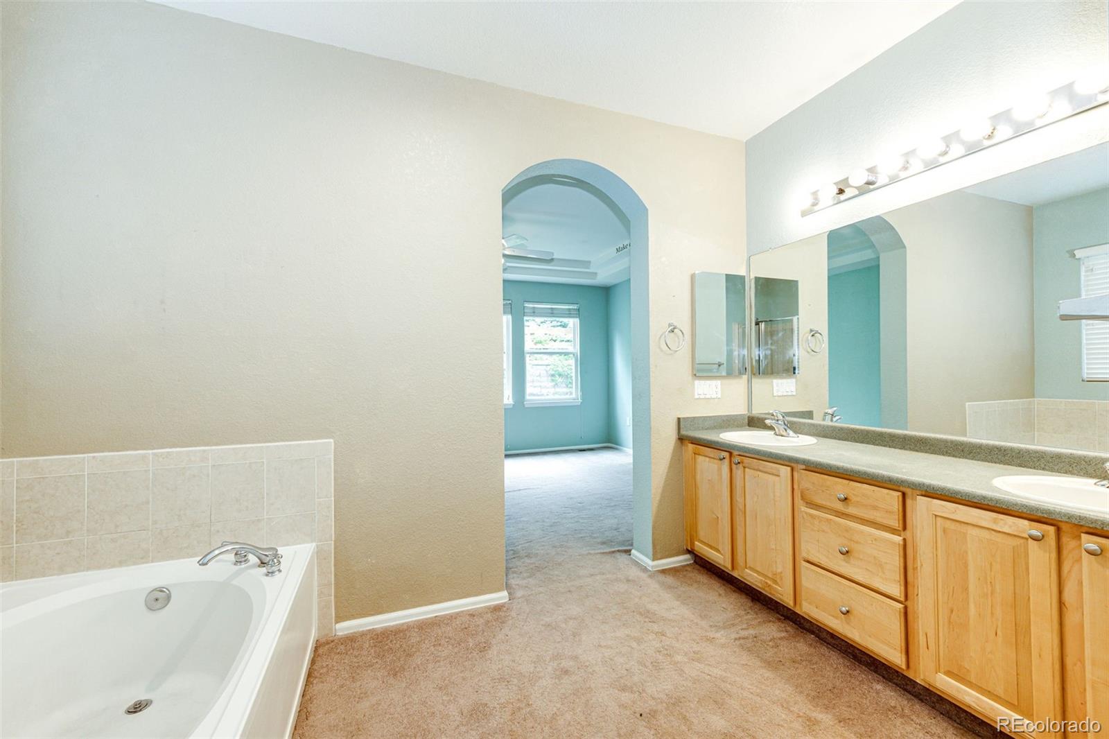 MLS Image #23 for 22672 e long drive,aurora, Colorado