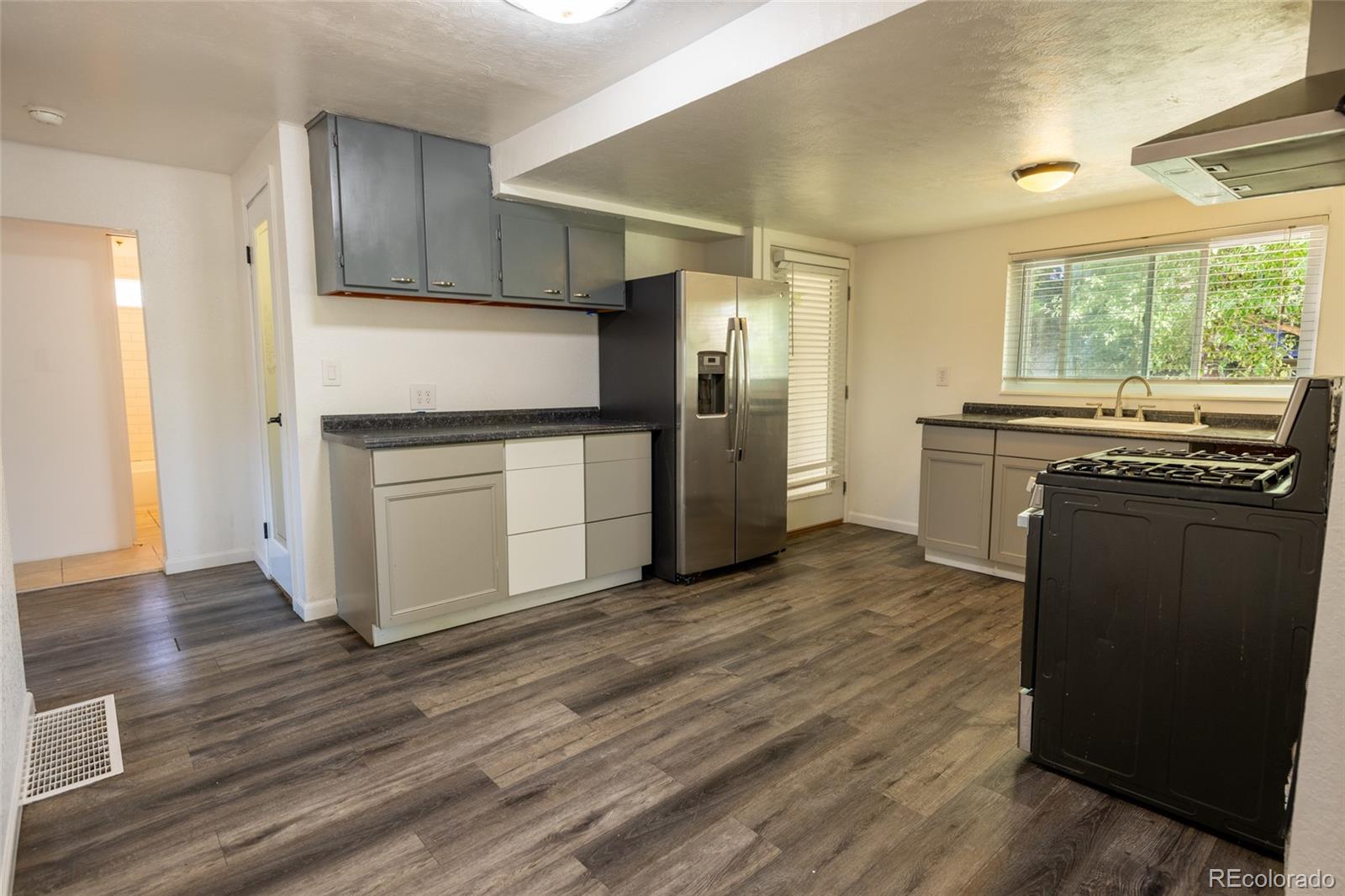 MLS Image #15 for 2440 w amherst avenue,denver, Colorado