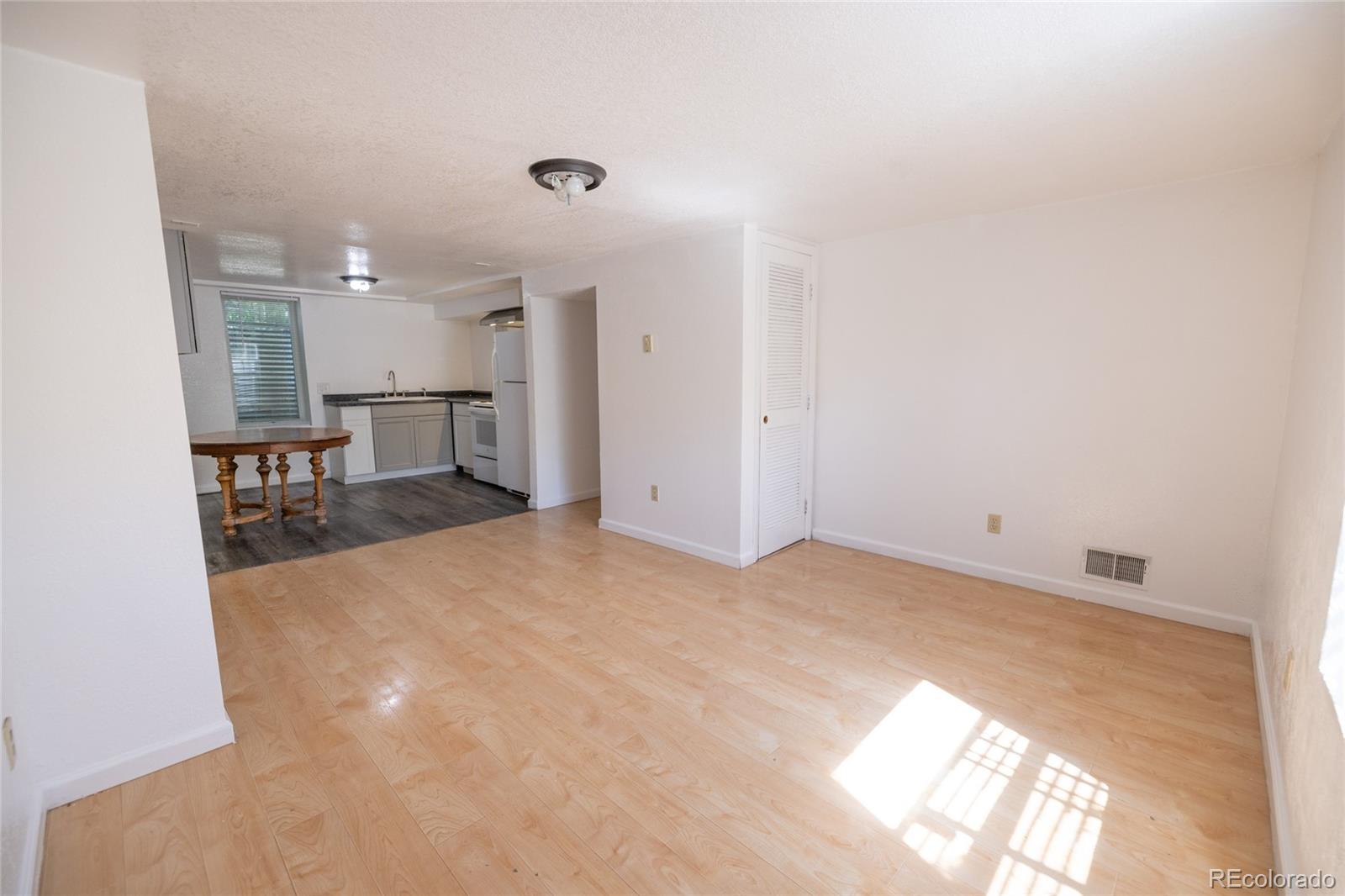 MLS Image #8 for 2440 w amherst avenue,denver, Colorado