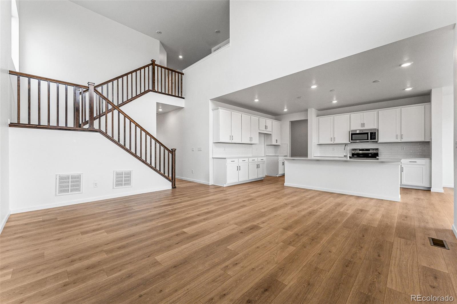 MLS Image #3 for 16451 w 93rd avenue,arvada, Colorado