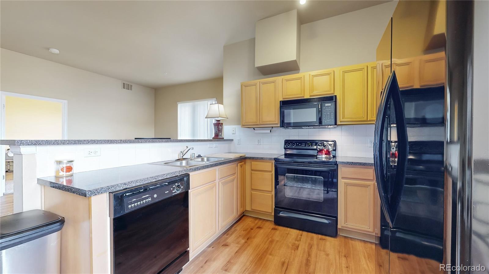 MLS Image #8 for 15475  andrews drive,denver, Colorado