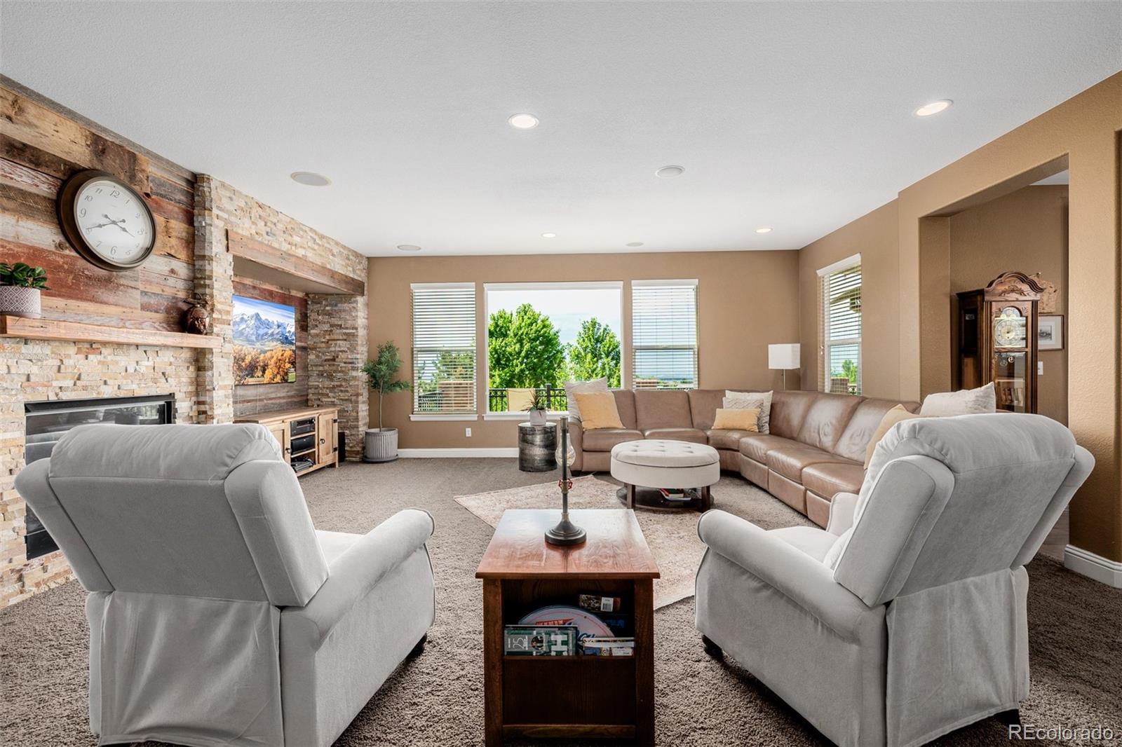 MLS Image #11 for 2905  newbury court,highlands ranch, Colorado