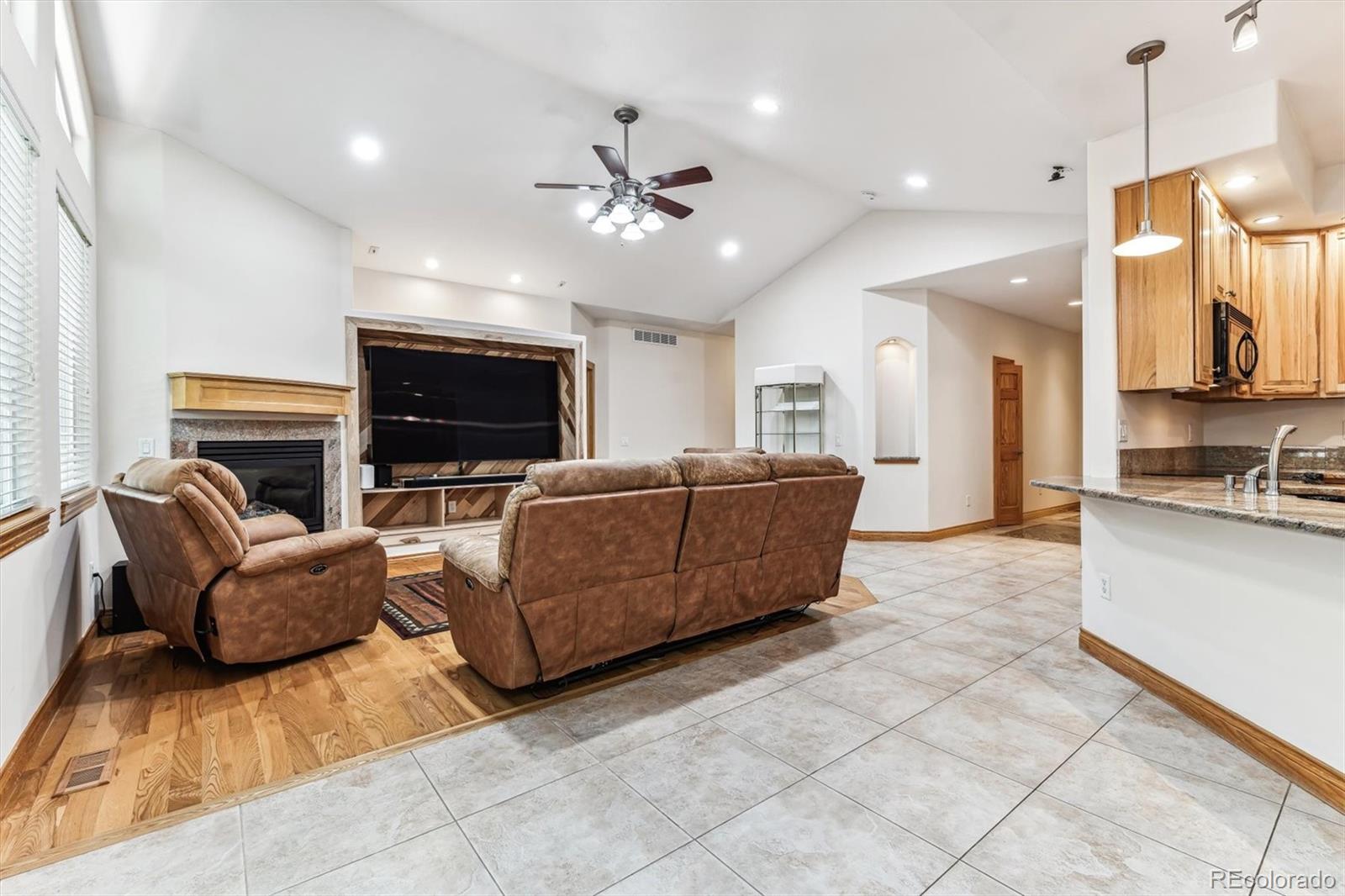 MLS Image #11 for 8780 w 49th circle,arvada, Colorado