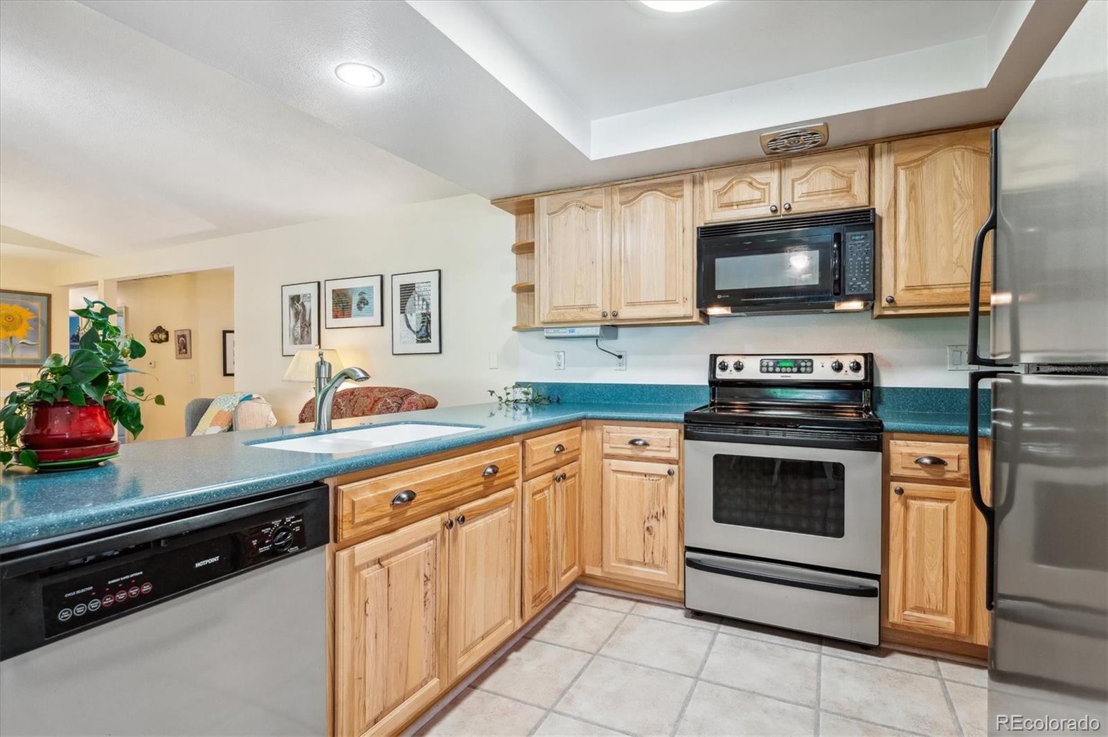 MLS Image #8 for 4881 s jellison street,denver, Colorado