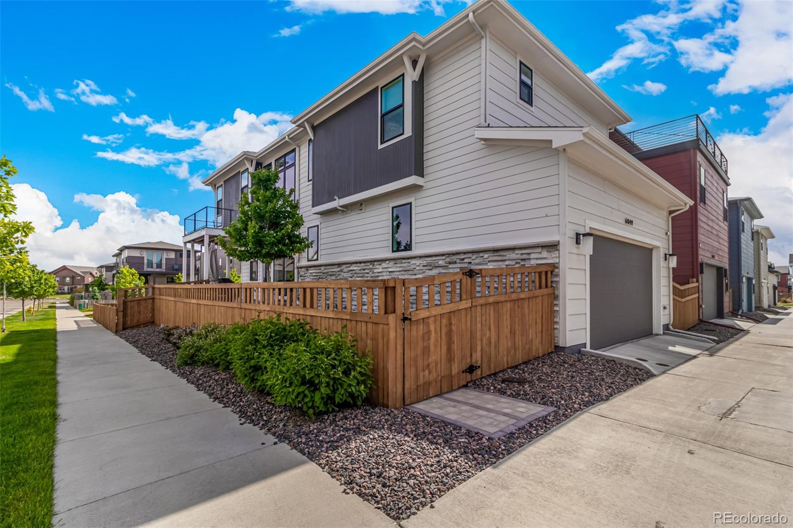 MLS Image #4 for 6049 n nepal court,aurora, Colorado