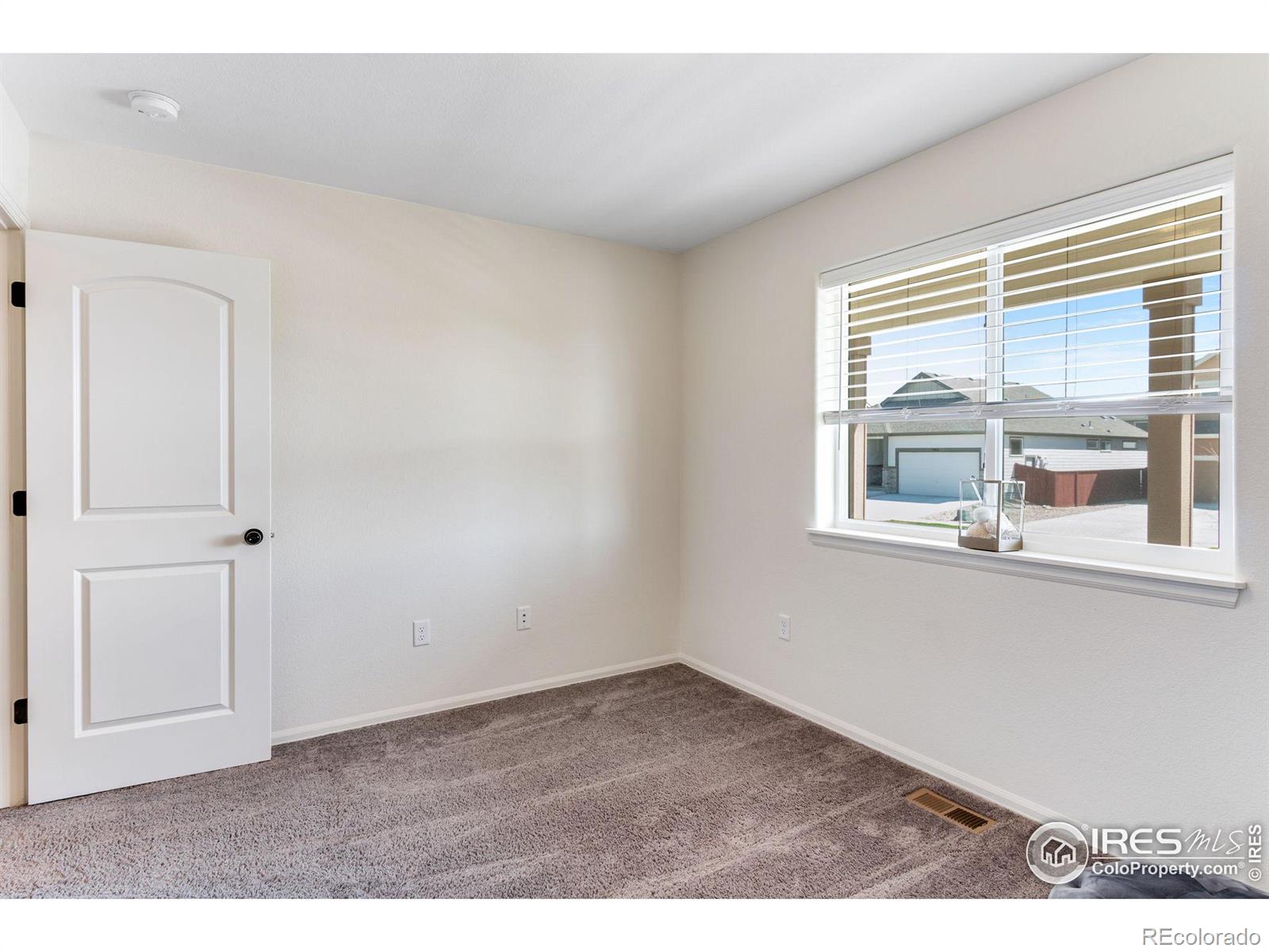 MLS Image #28 for 2084  blue moon court,windsor, Colorado