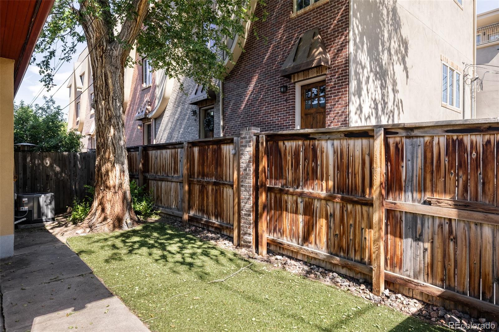 MLS Image #23 for 952 s pearl street,denver, Colorado