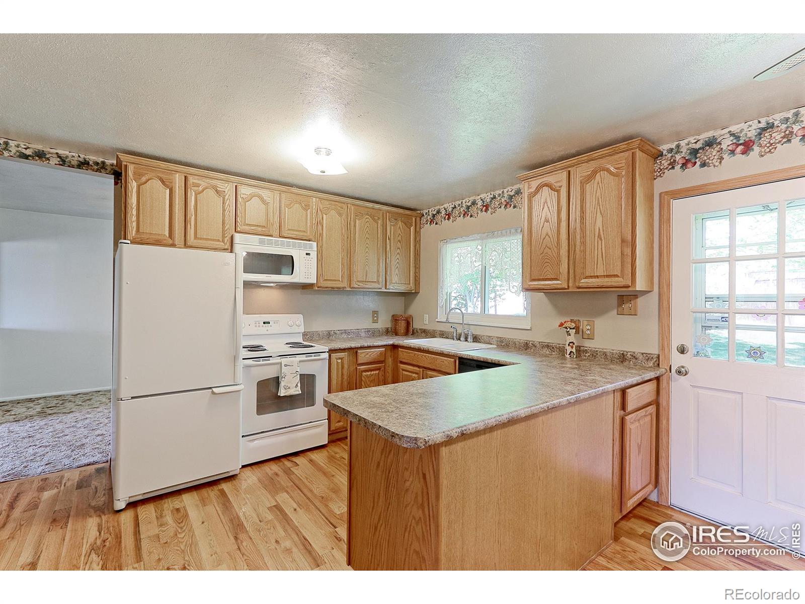 MLS Image #6 for 1530 s arbutus place,lakewood, Colorado