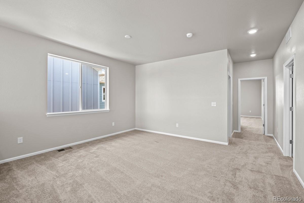 MLS Image #19 for 21276 e 63rd drive,aurora, Colorado