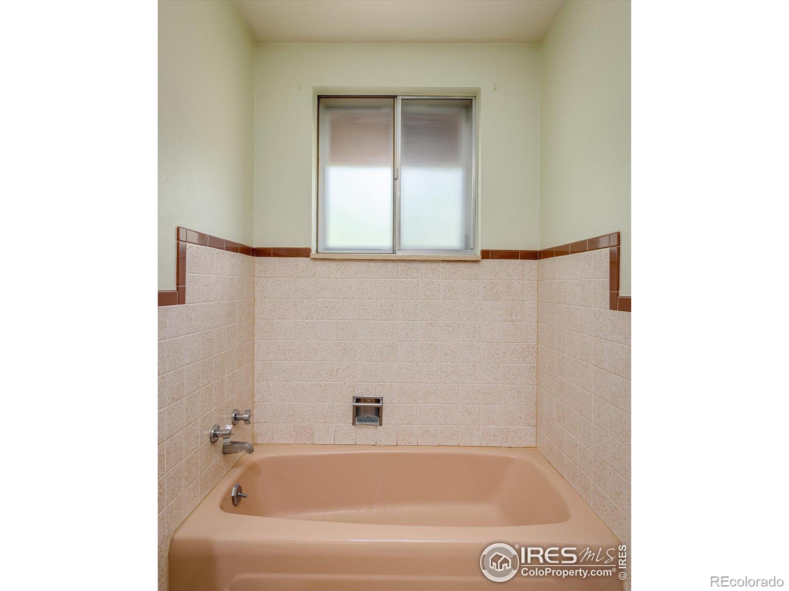 MLS Image #13 for 945  rose street,longmont, Colorado