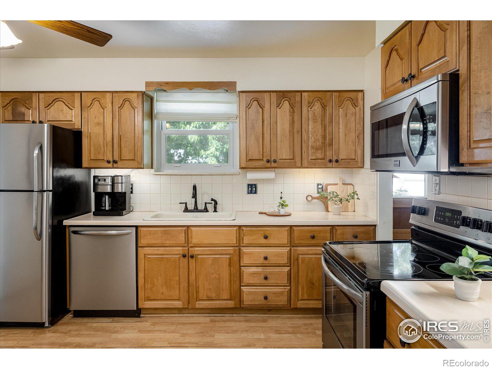 MLS Image #5 for 945  rose street,longmont, Colorado