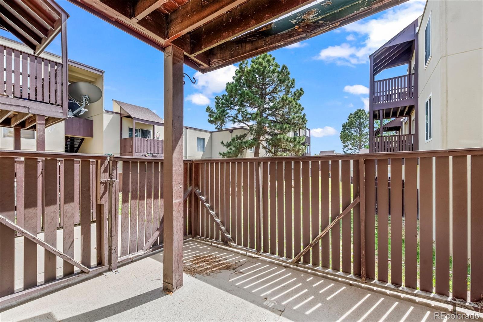 MLS Image #13 for 9995 e harvard avenue,denver, Colorado