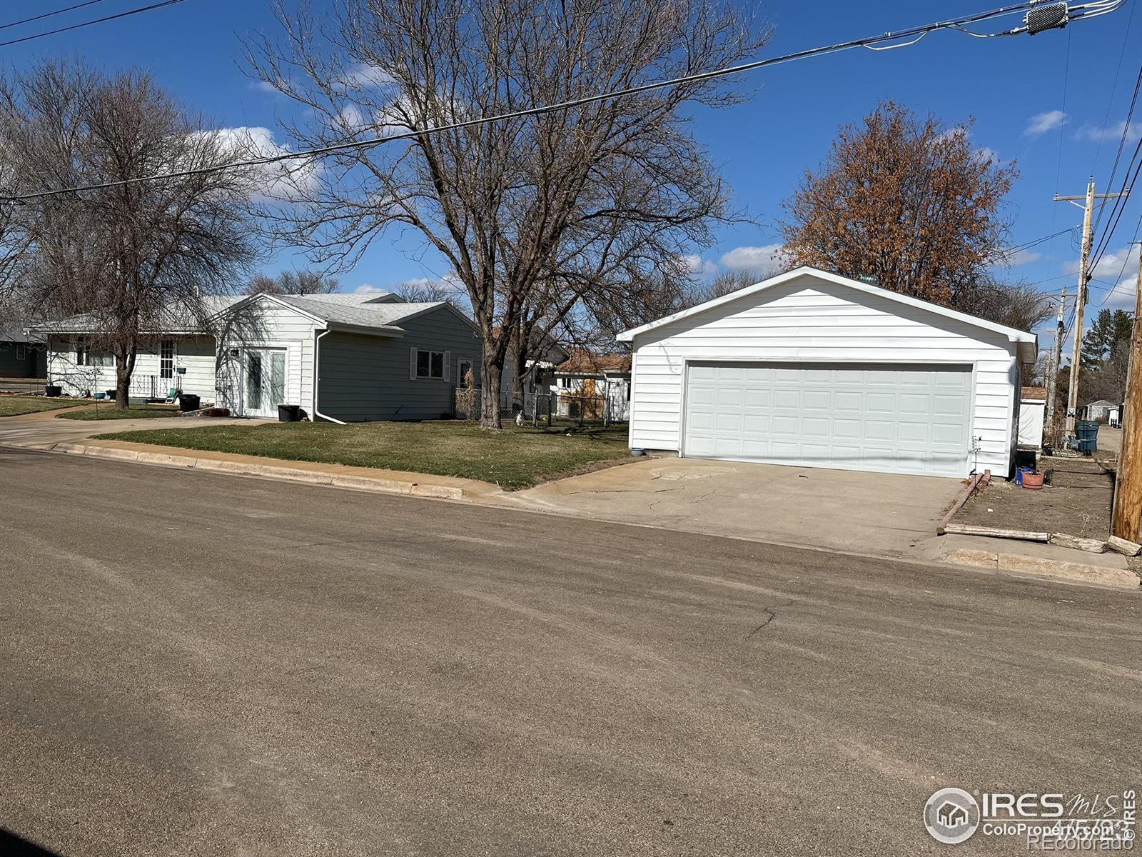 MLS Image #3 for 720  plum street,julesburg, Colorado