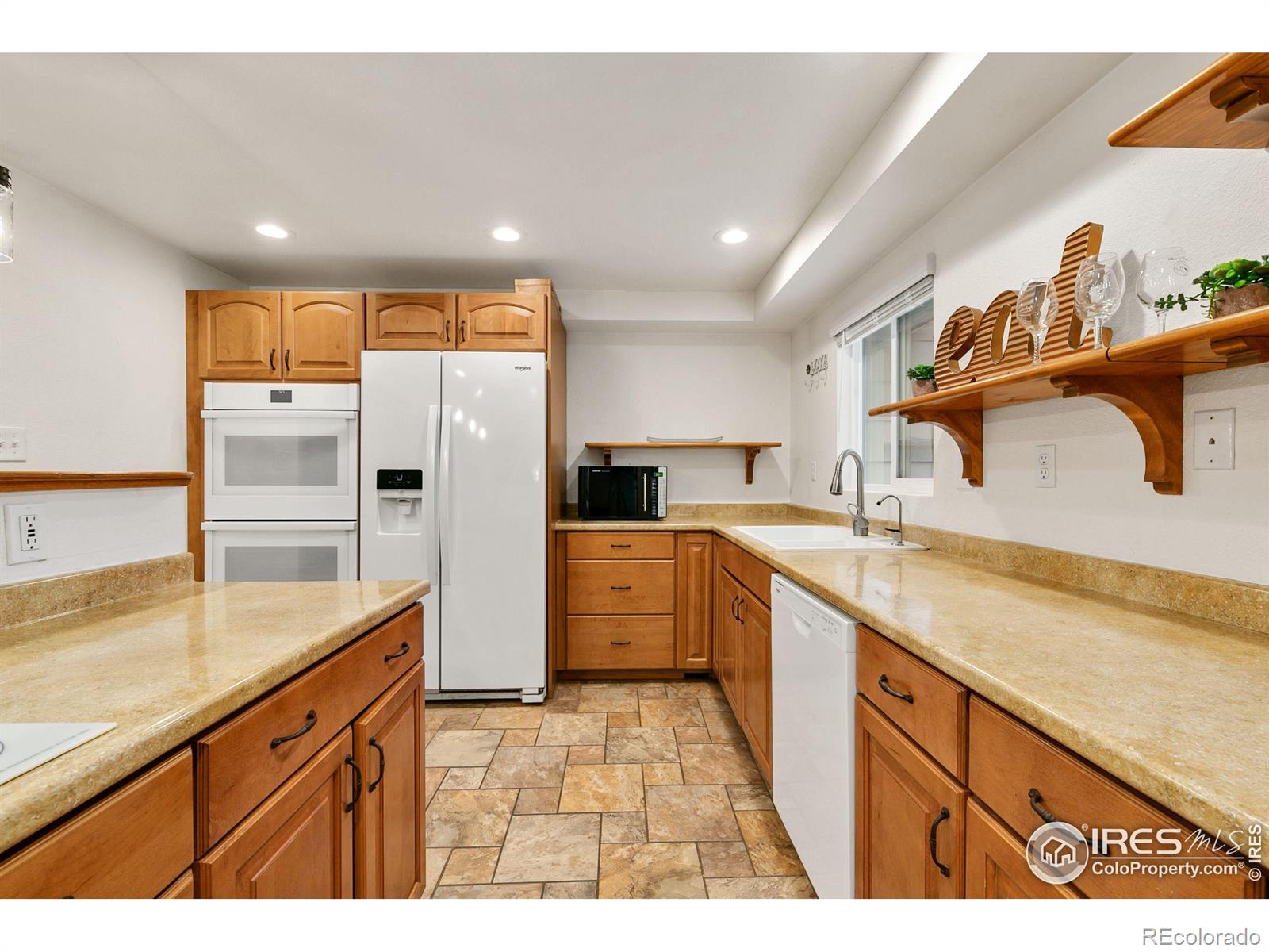 MLS Image #7 for 2465  dawn court,loveland, Colorado