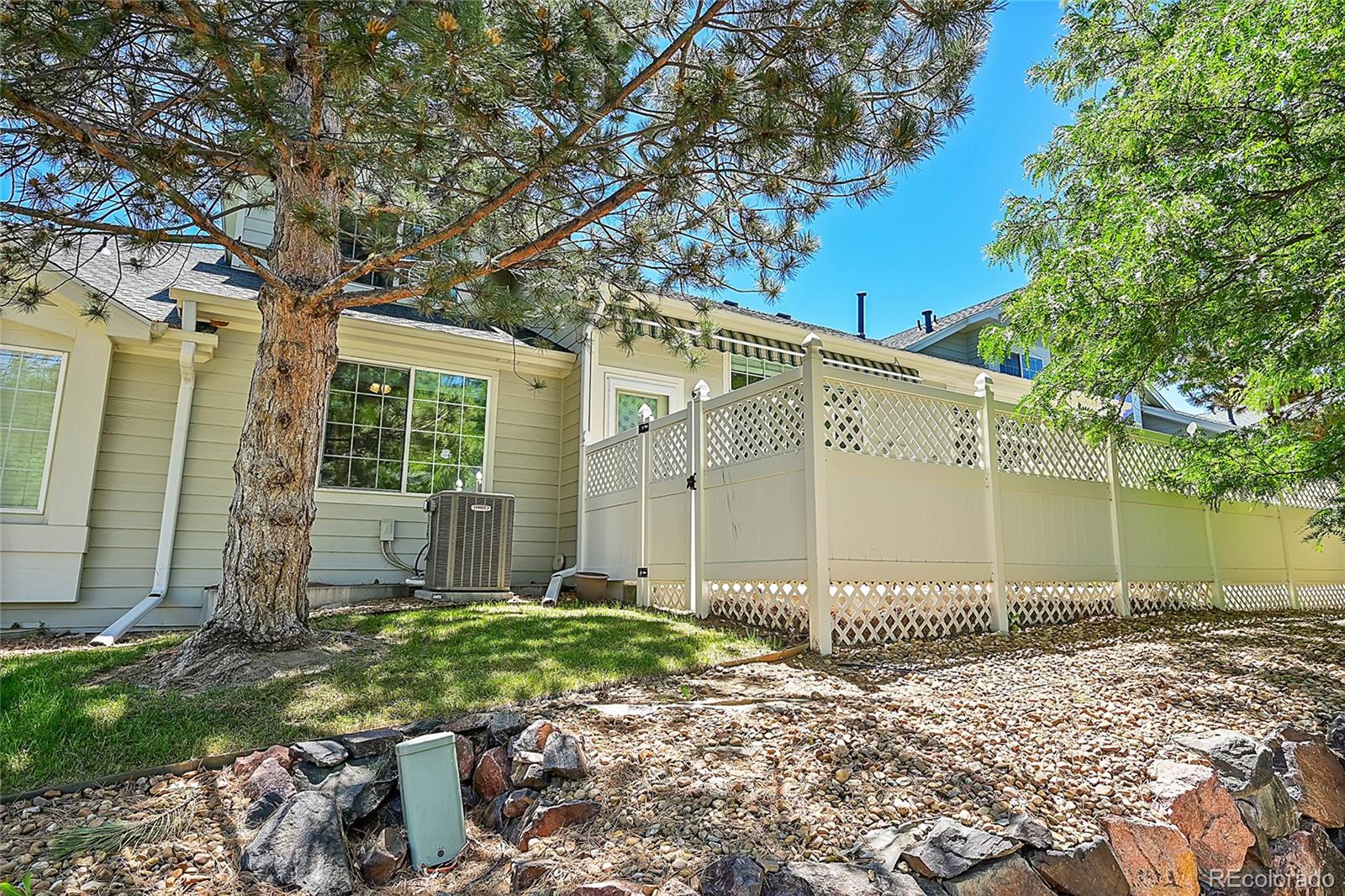 MLS Image #39 for 2537 s tucson circle,aurora, Colorado