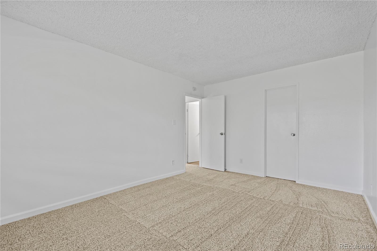 MLS Image #15 for 280 e highline circle,centennial, Colorado