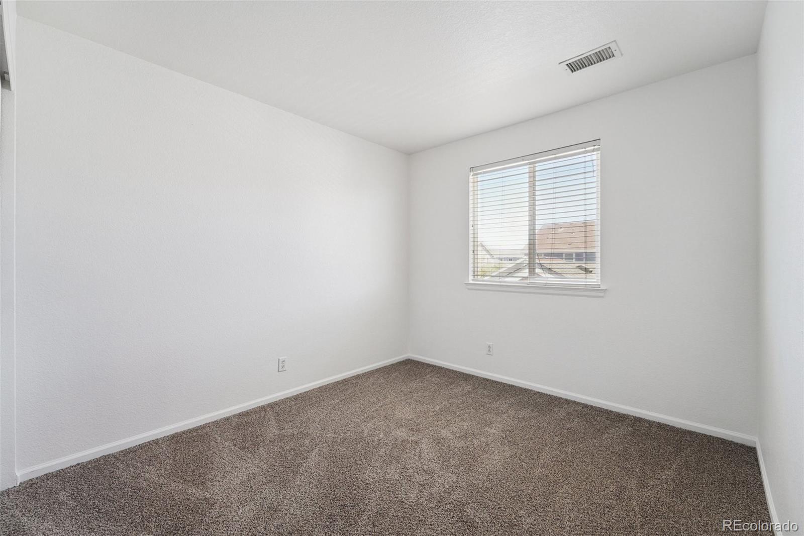 MLS Image #11 for 18978 e 58th avenue,denver, Colorado