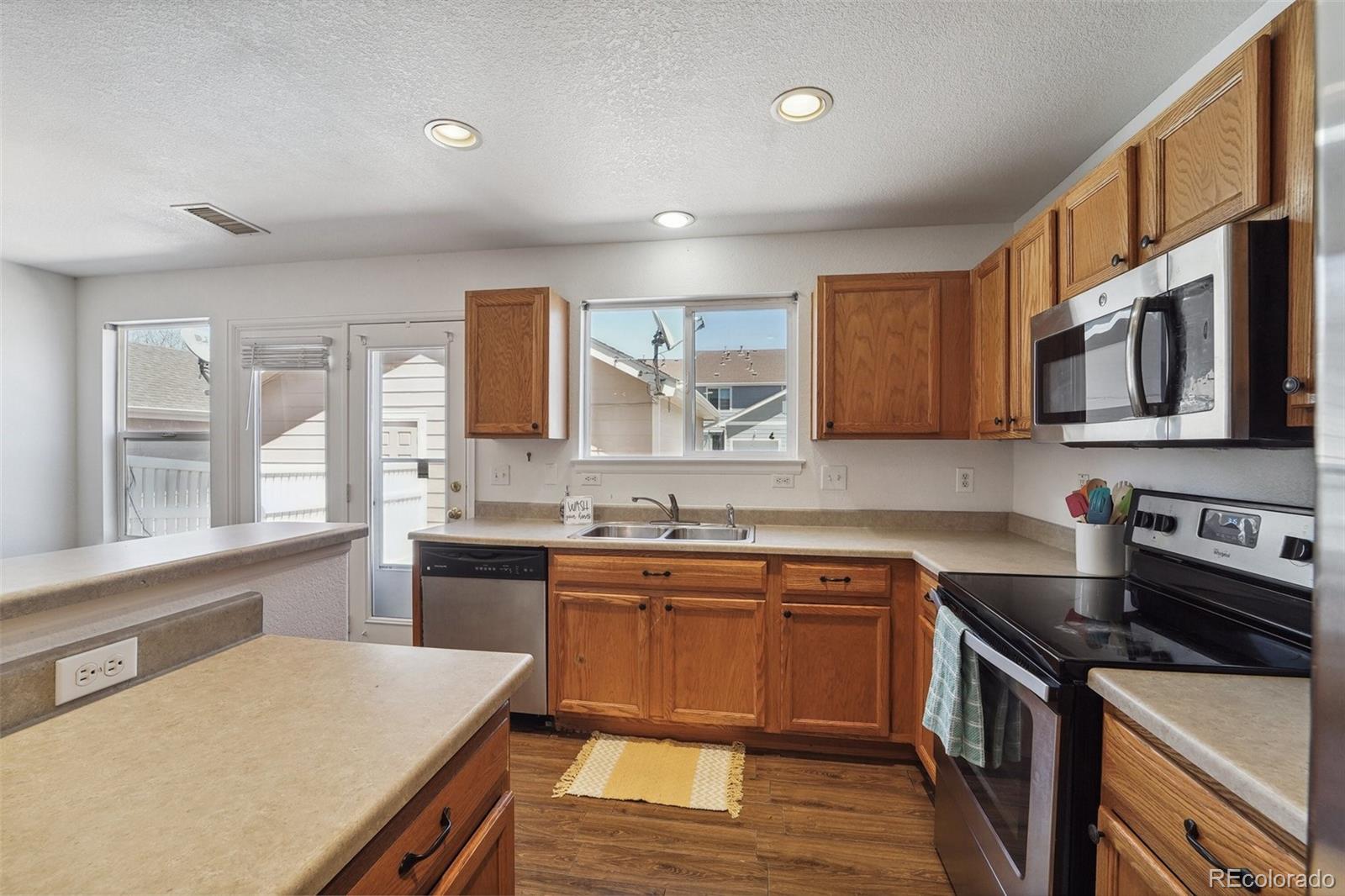 MLS Image #7 for 18978 e 58th avenue,denver, Colorado