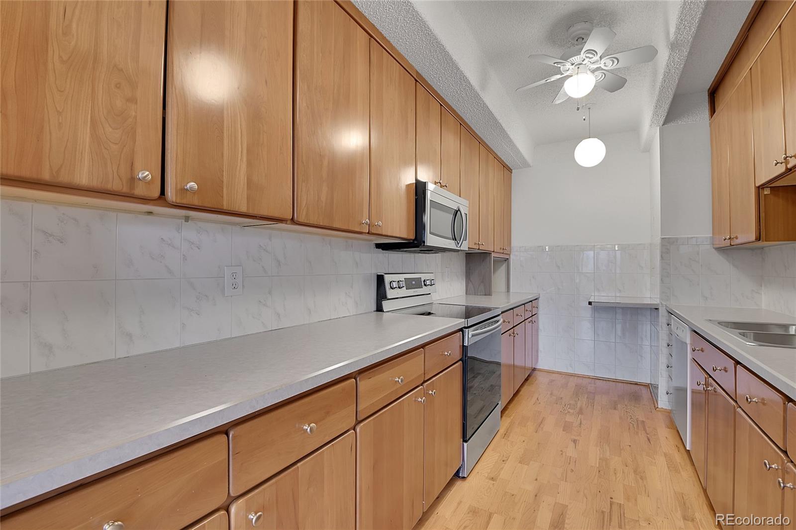 MLS Image #9 for 7877 e mississippi avenue,denver, Colorado