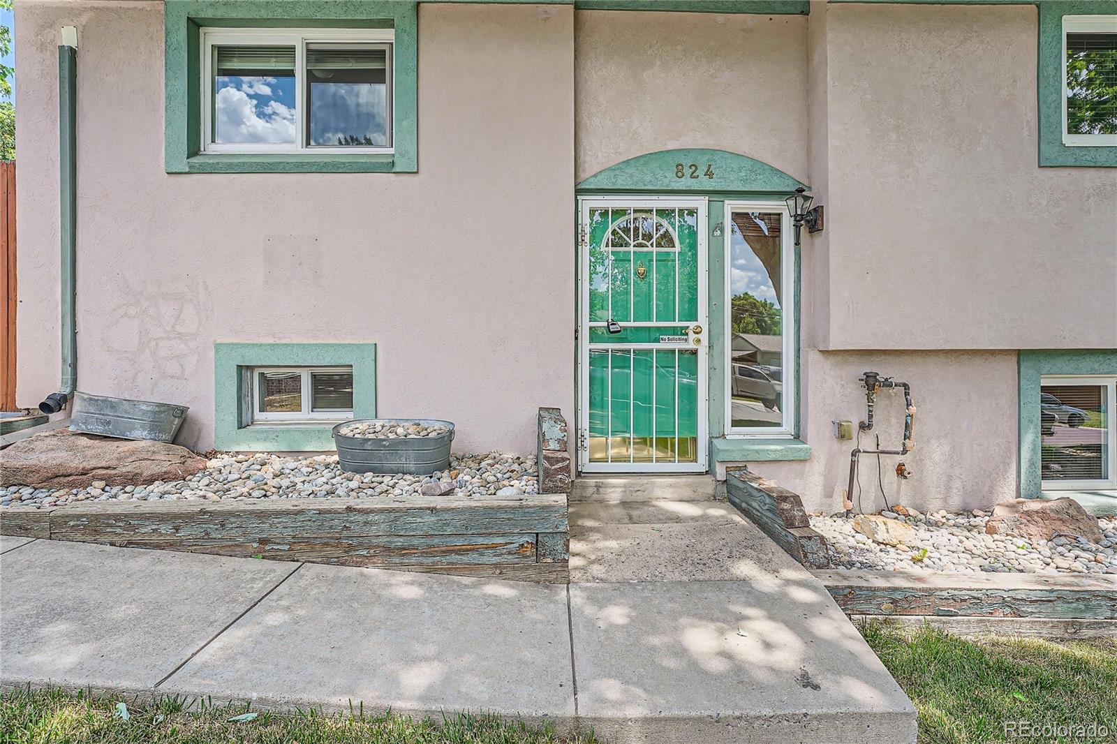 MLS Image #3 for 824 s queen way,lakewood, Colorado