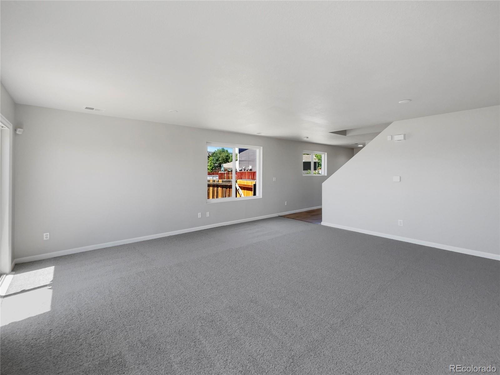 MLS Image #8 for 990 e 78th place ,denver, Colorado