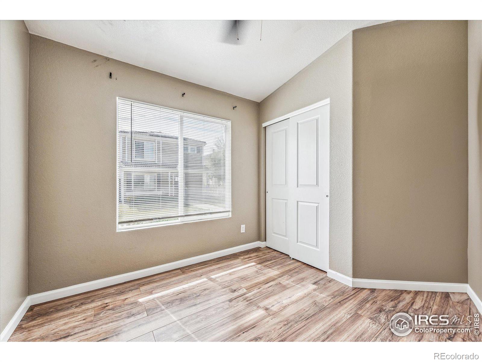 MLS Image #12 for 20564 e 47th avenue,denver, Colorado