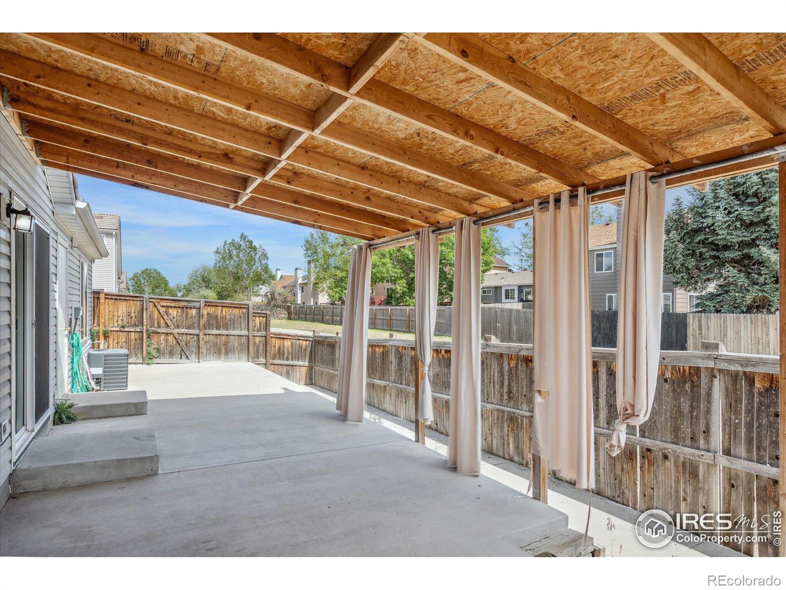 MLS Image #17 for 20564 e 47th avenue,denver, Colorado