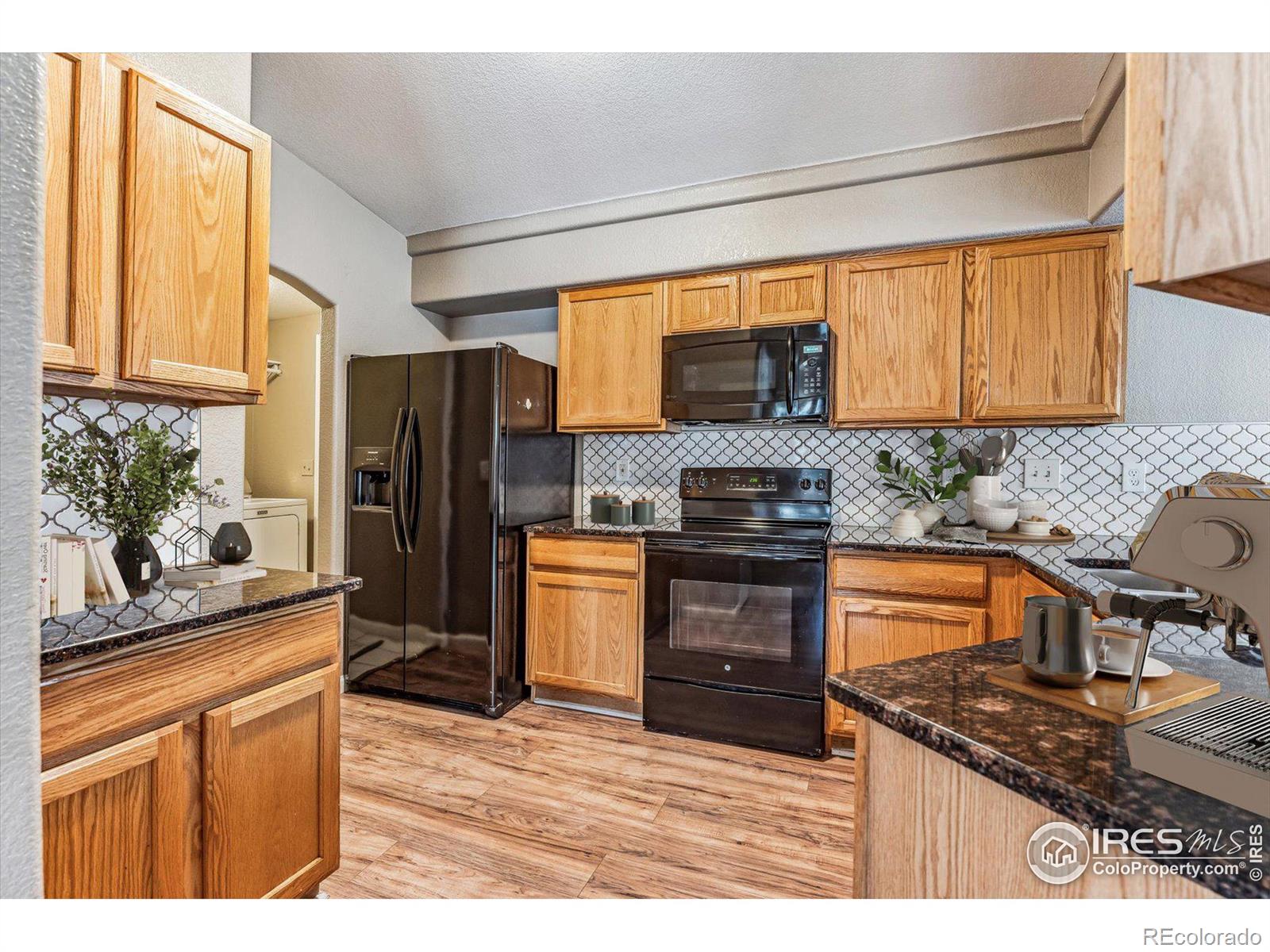 MLS Image #7 for 20564 e 47th avenue,denver, Colorado