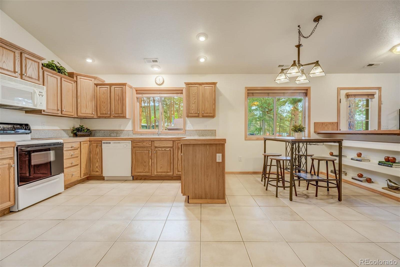 MLS Image #13 for 707 w lake avenue,woodland park, Colorado