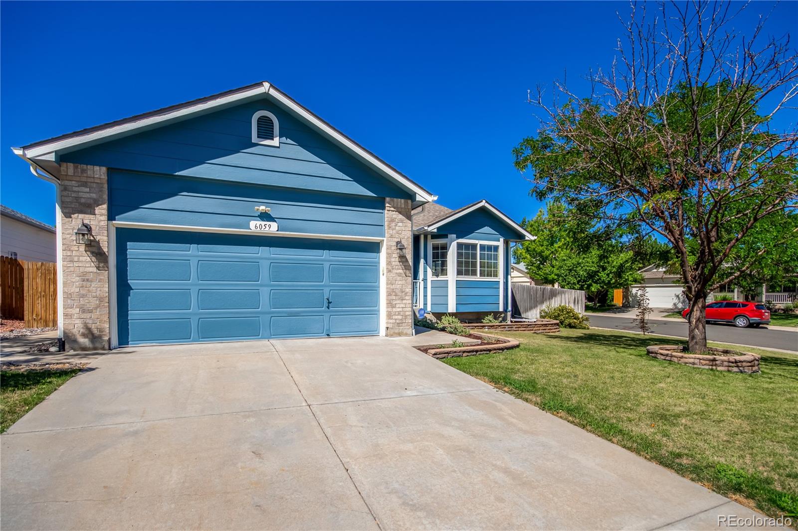 CMA Image for 21955 e lake place,Aurora, Colorado