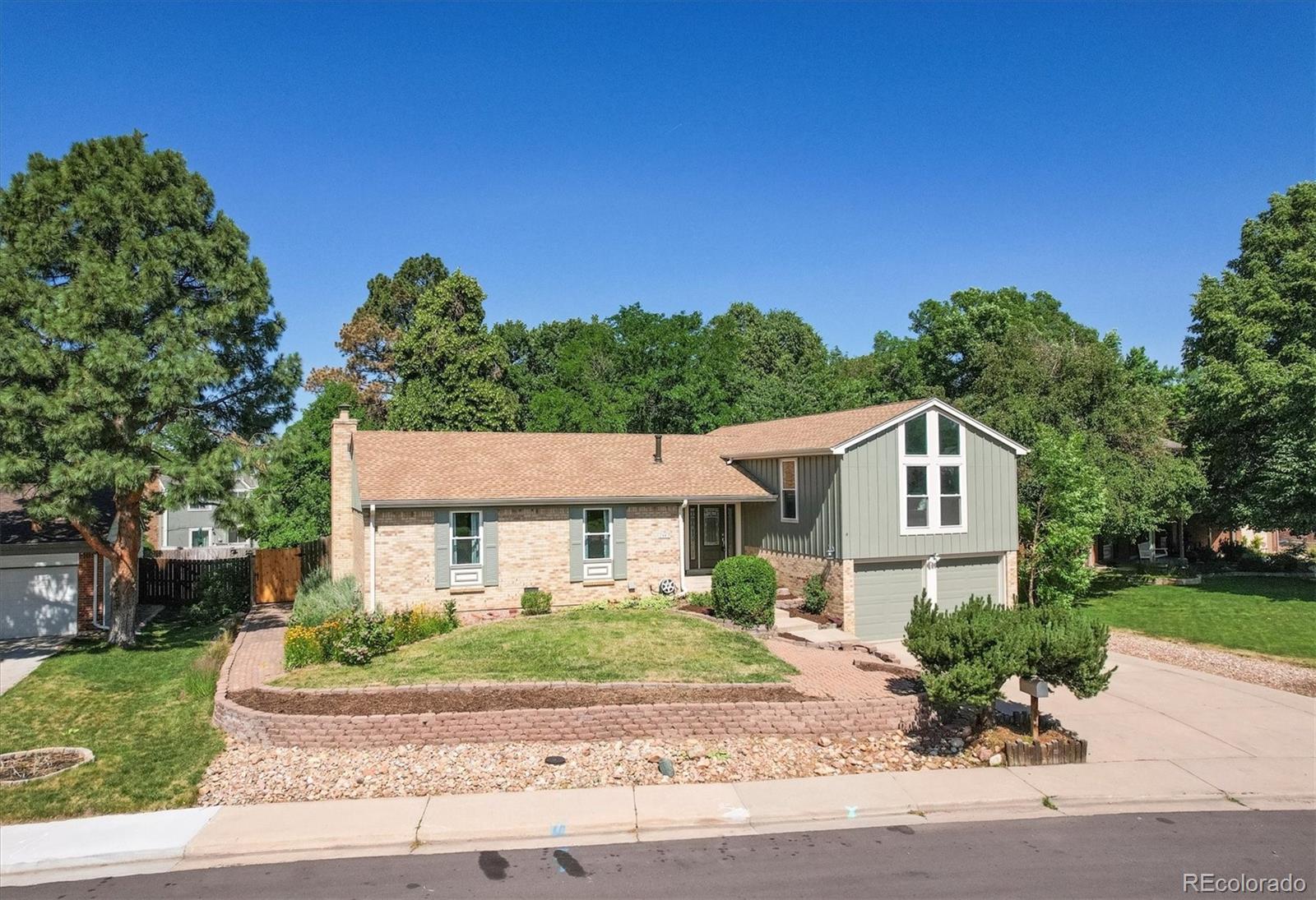 MLS Image #0 for 2903 s macon street,aurora, Colorado